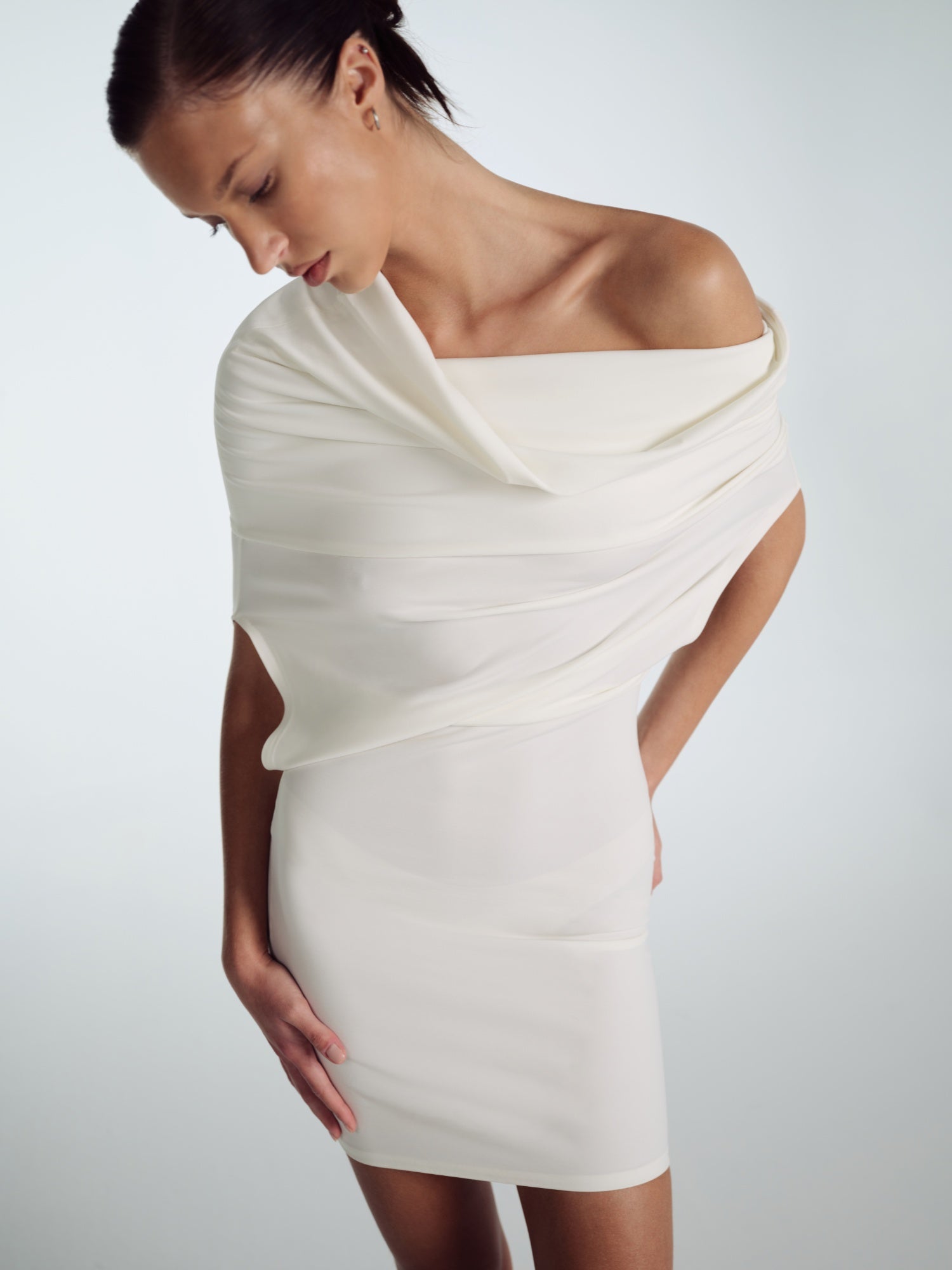 WHITE MINI ELBISE WITH COLLAR