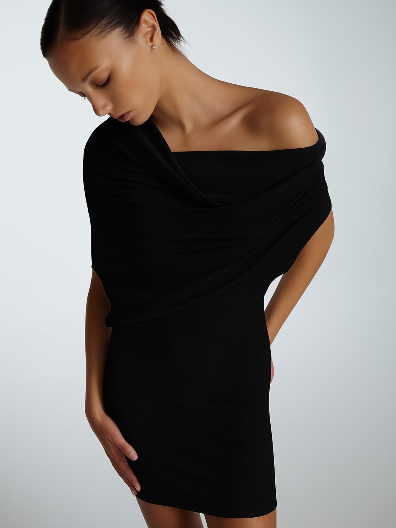 BLACK MINI ELBISE WITH COLLAR